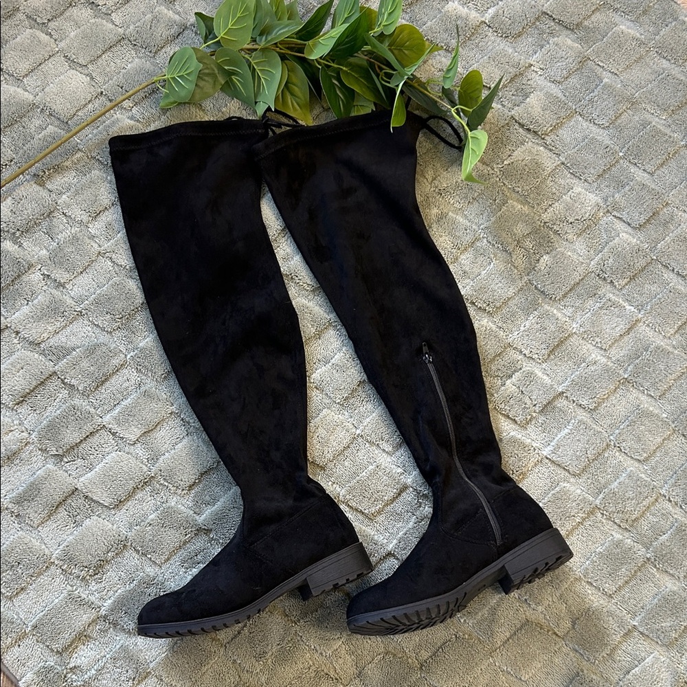 Elegant Black Over-the-Knee Women's Boots